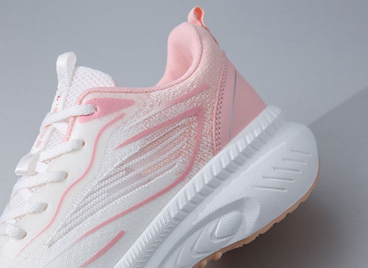 고급스럽고 탄탄한 5cm 굽